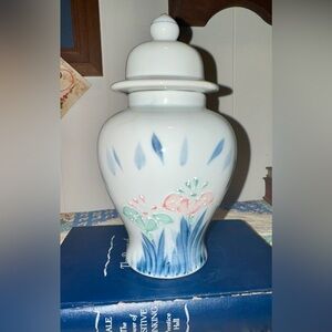 Vintage Himark porcelain ginger jar from Japan